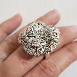 Stella and Dot Ring